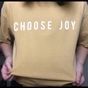 yellow comfort colors t shirt